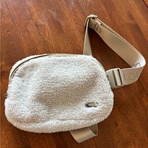 Lole Cream Sherpa Belt Bag with Branded Strap